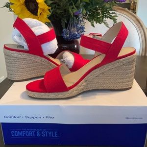 Life Stride tango wedges